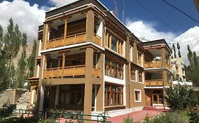 Sangto Green Guest House Leh